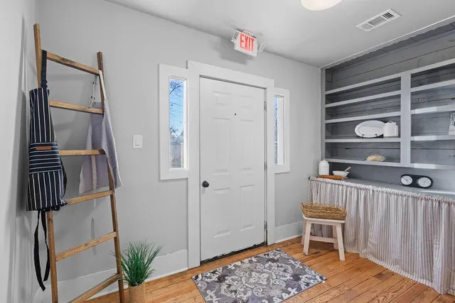 $2,000 | 915 North Center Street, Bonham, TX 75418