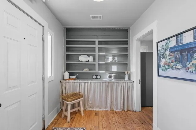 $2,000 | 915 North Center Street, Bonham, TX 75418