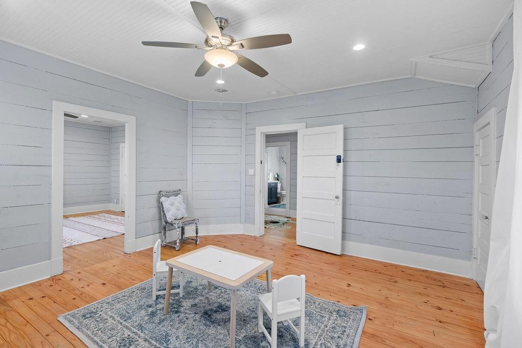 915 North Center Street Bonham, TX 75418 - Photo 19 of 30