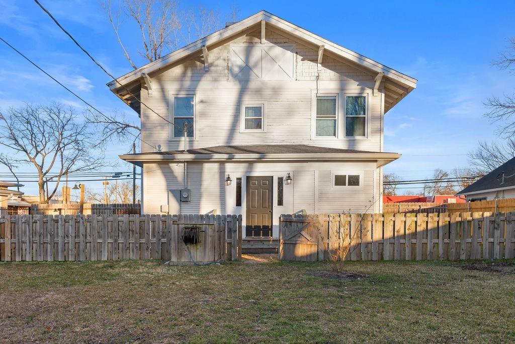 915 North Center Street Bonham, TX 75418 - Photo 28 of 30