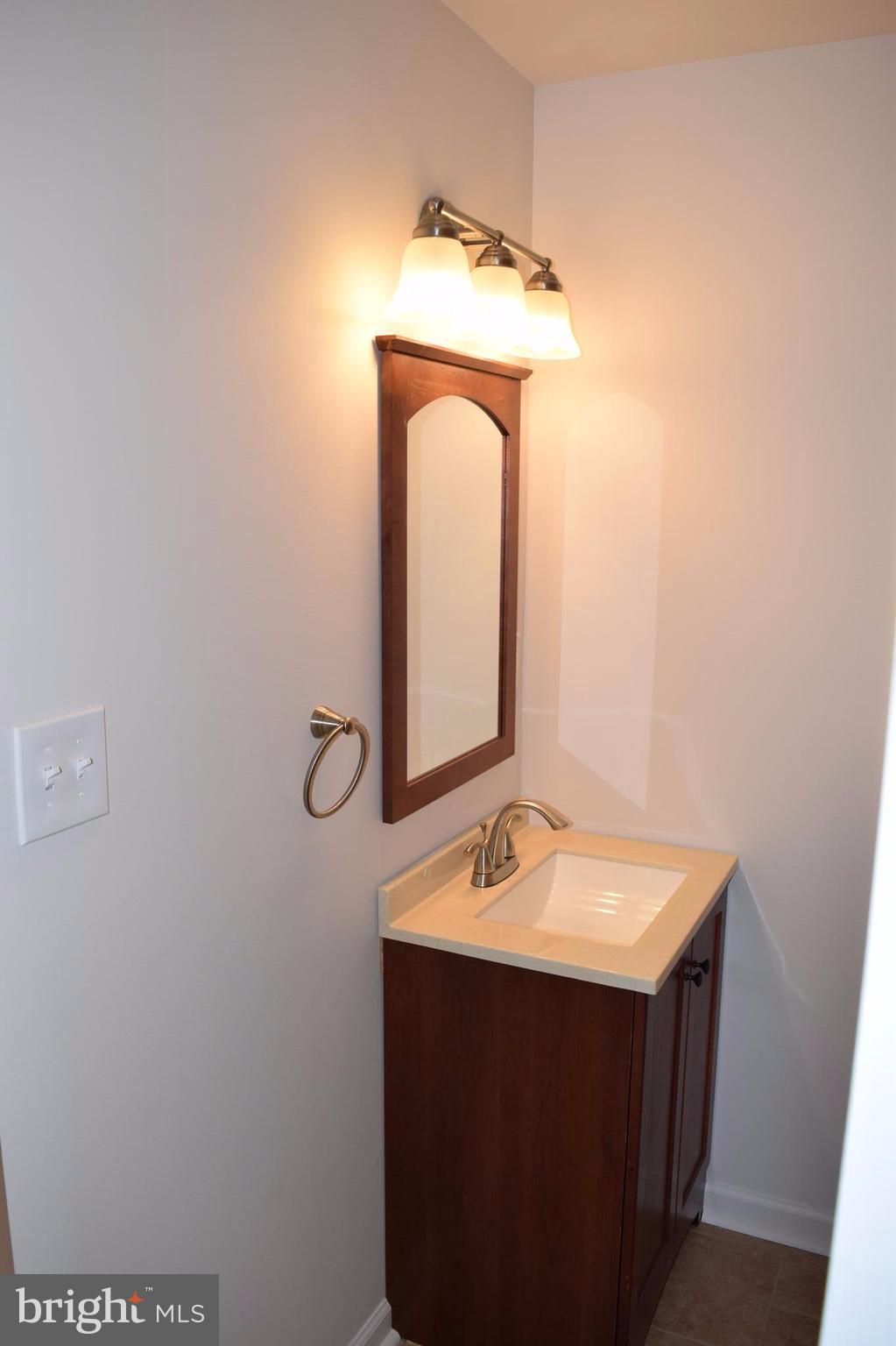 121 West 6th Avenue Ranson, WV 25438 - Photo 10 of 18 Bath