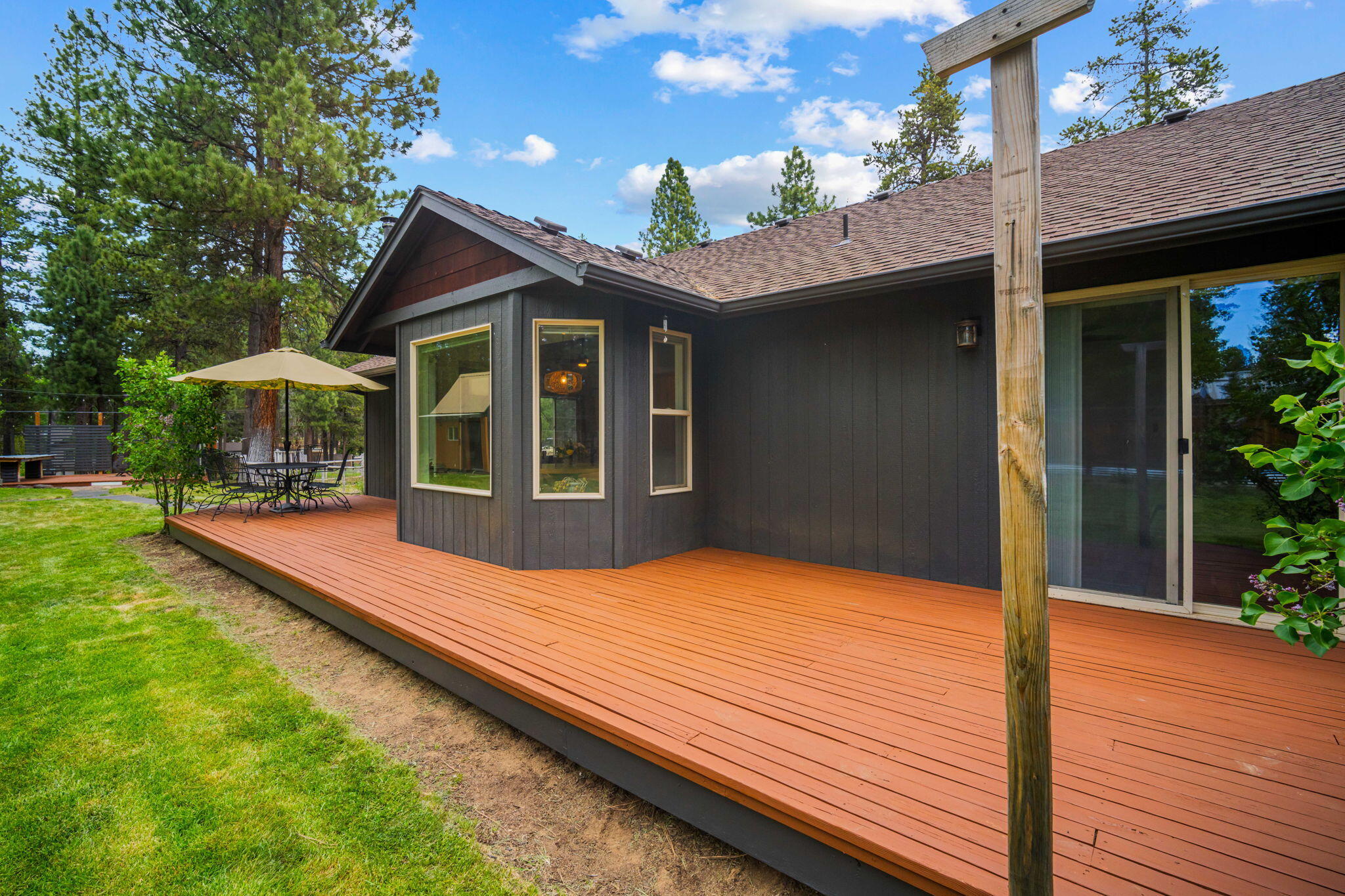 55965 Blue Eagle Road Bend, OR 97707 - Photo 35 of 44 Back Deck