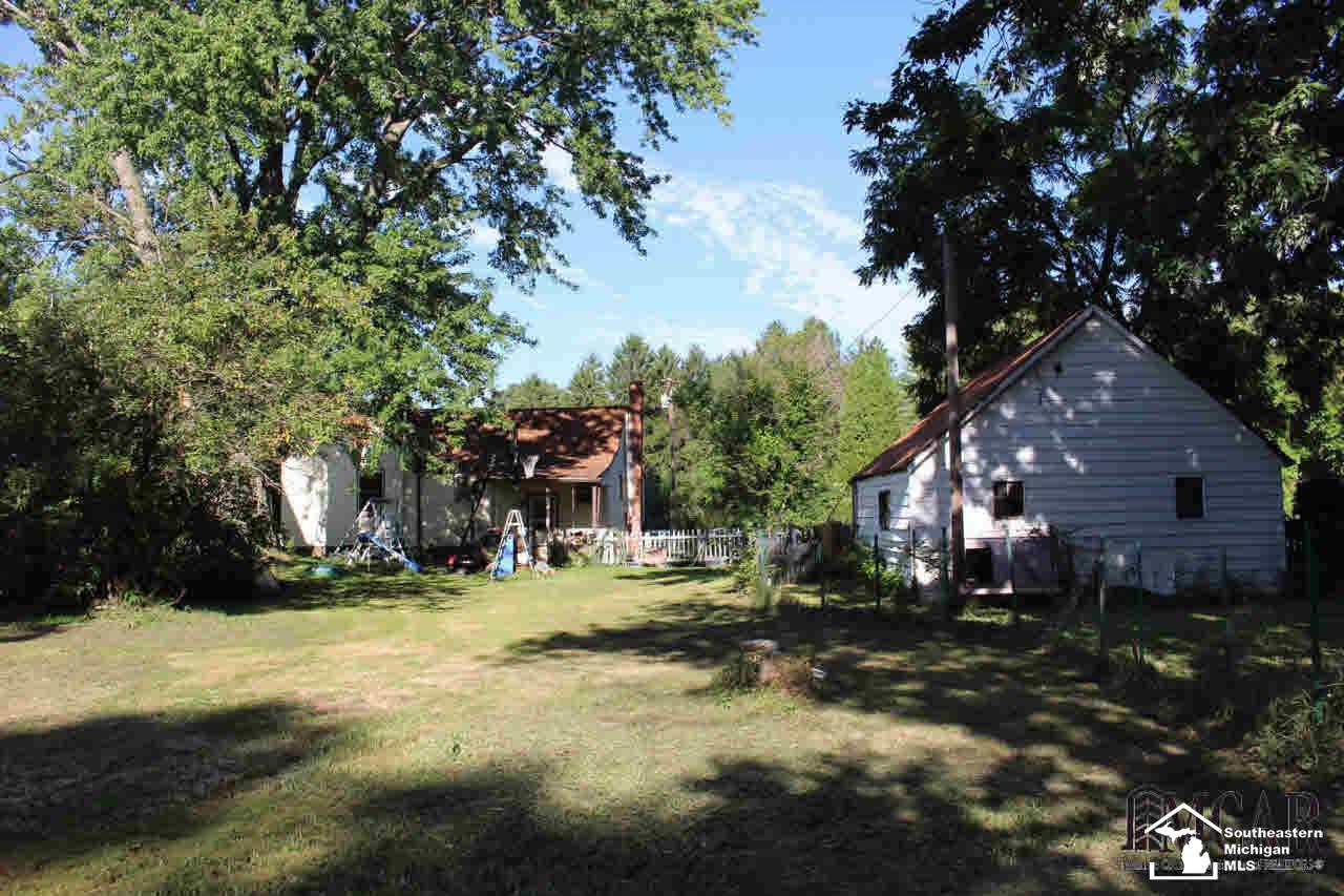 1630 Plank Road Dundee, MI 48131 - Photo 32 of 32 21201070-31.JPG