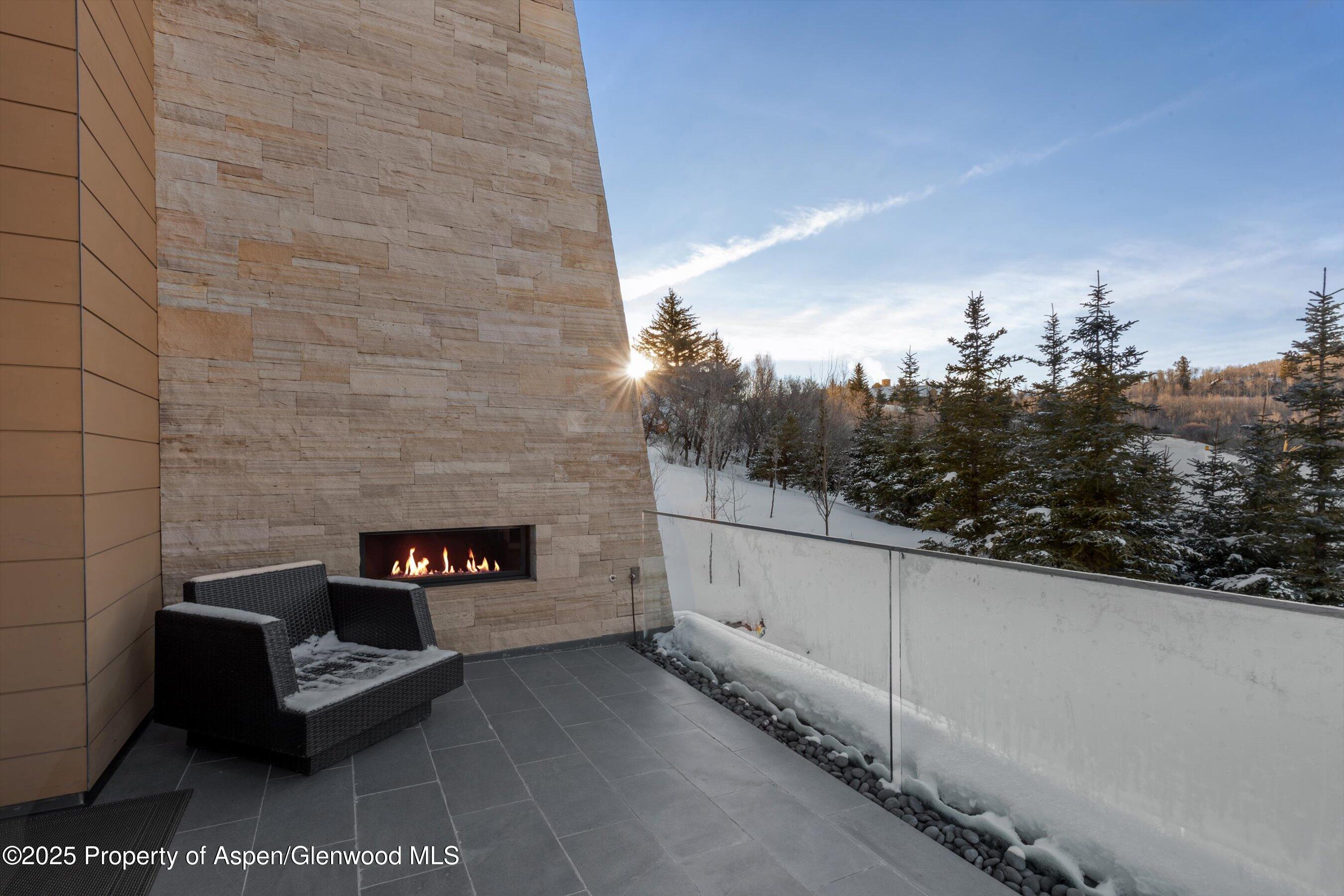 1422 West Buttermilk Road Aspen, CO 81611 - Photo 21 of 39 29-1422wBmilk_HiRes23011202