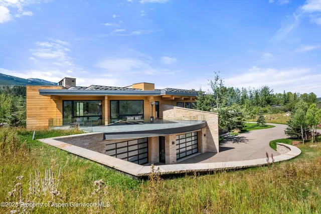 $250,000 | 1422 West Buttermilk Road, Aspen, CO 81611