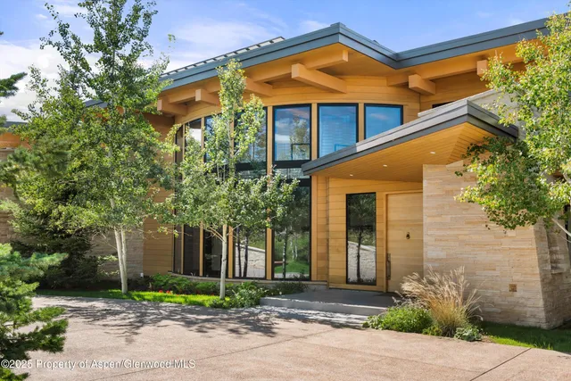 $250,000 | 1422 West Buttermilk Road, Aspen, CO 81611