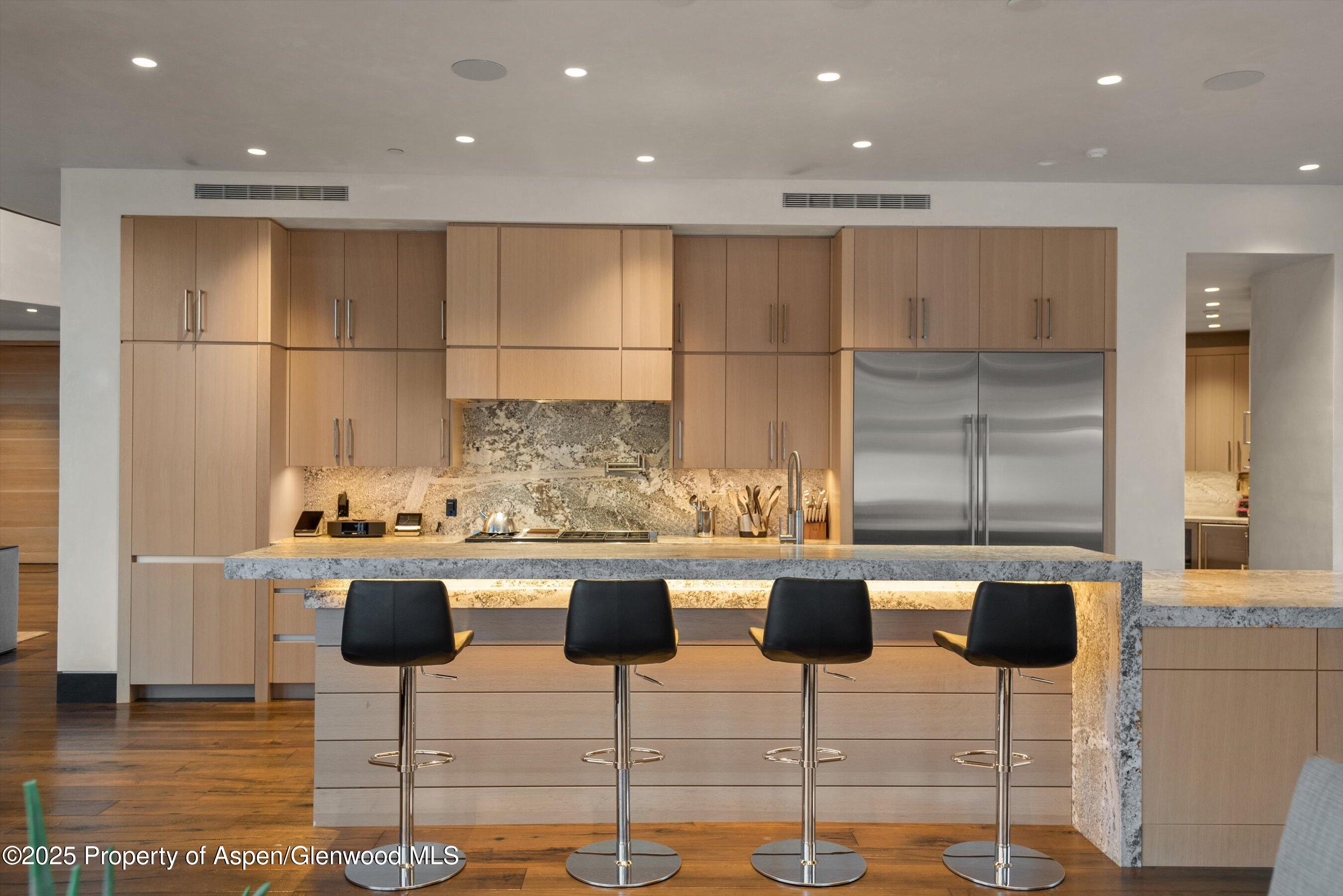 1422 West Buttermilk Road Aspen, CO 81611 - Photo 8 of 39 58-1422wBmilk_HiRes23011232