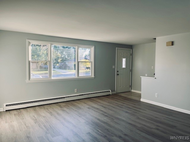 3038 George Urban Boulevard, Unit RIGHT Cheektowaga, NY 14043 - Photo 2 of 12