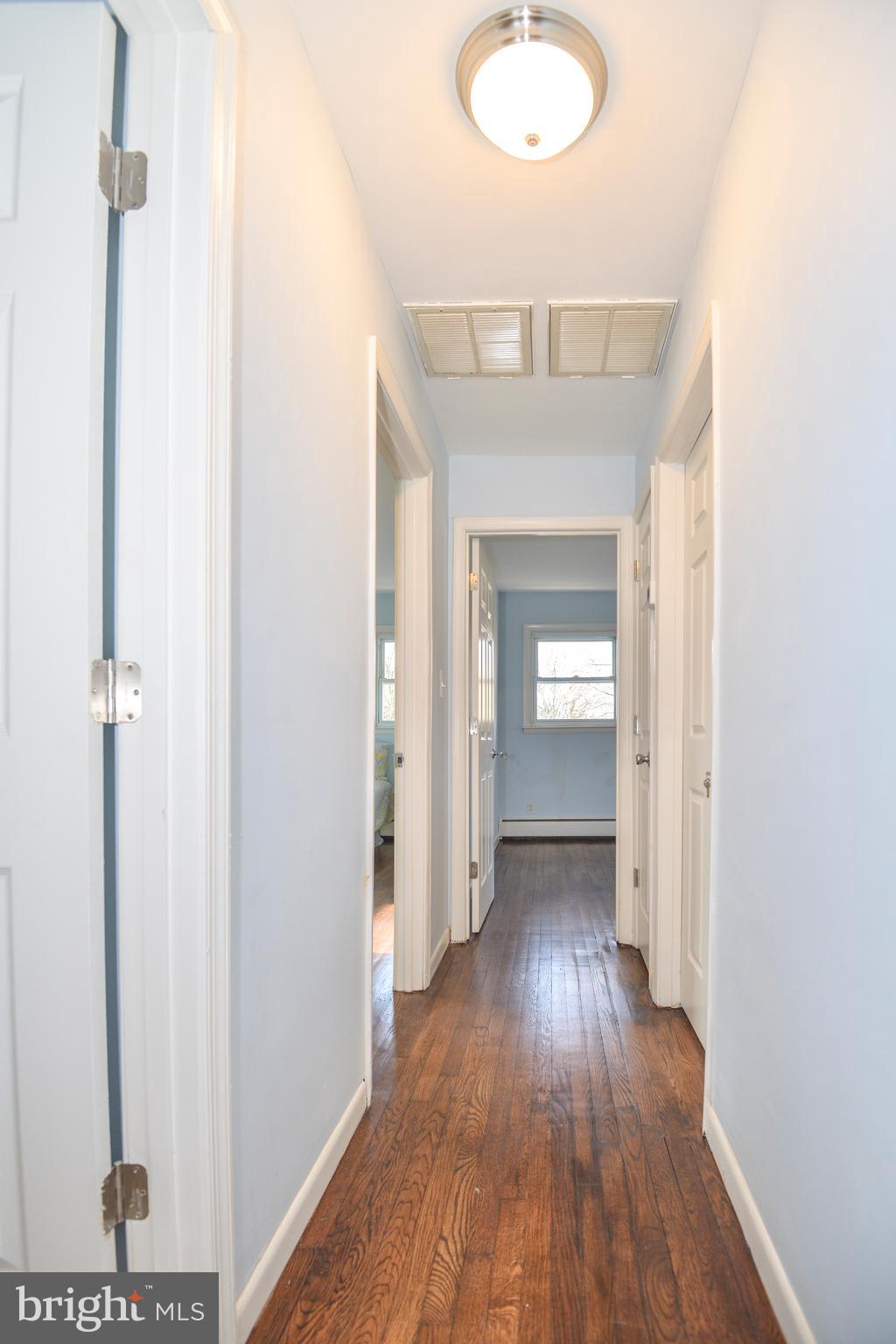 2965 Brookwood Road Ellicott City, MD 21042 - Photo 17 of 30 Hallway