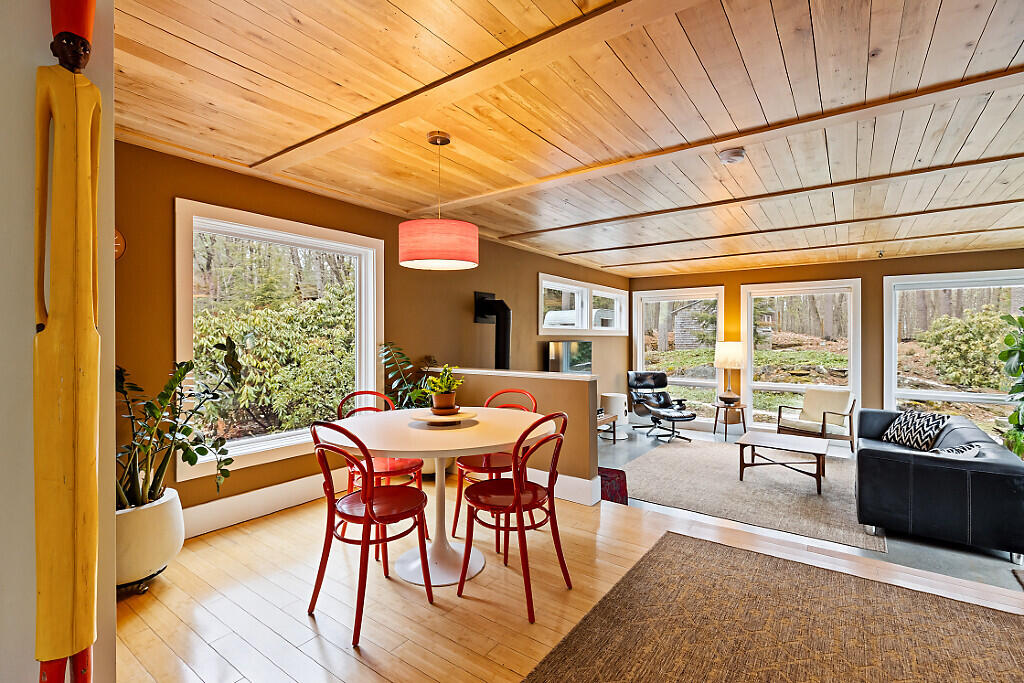 21 Johnson Road Falmouth, ME 04105 - Photo 14 of 73 Breakfast Nook