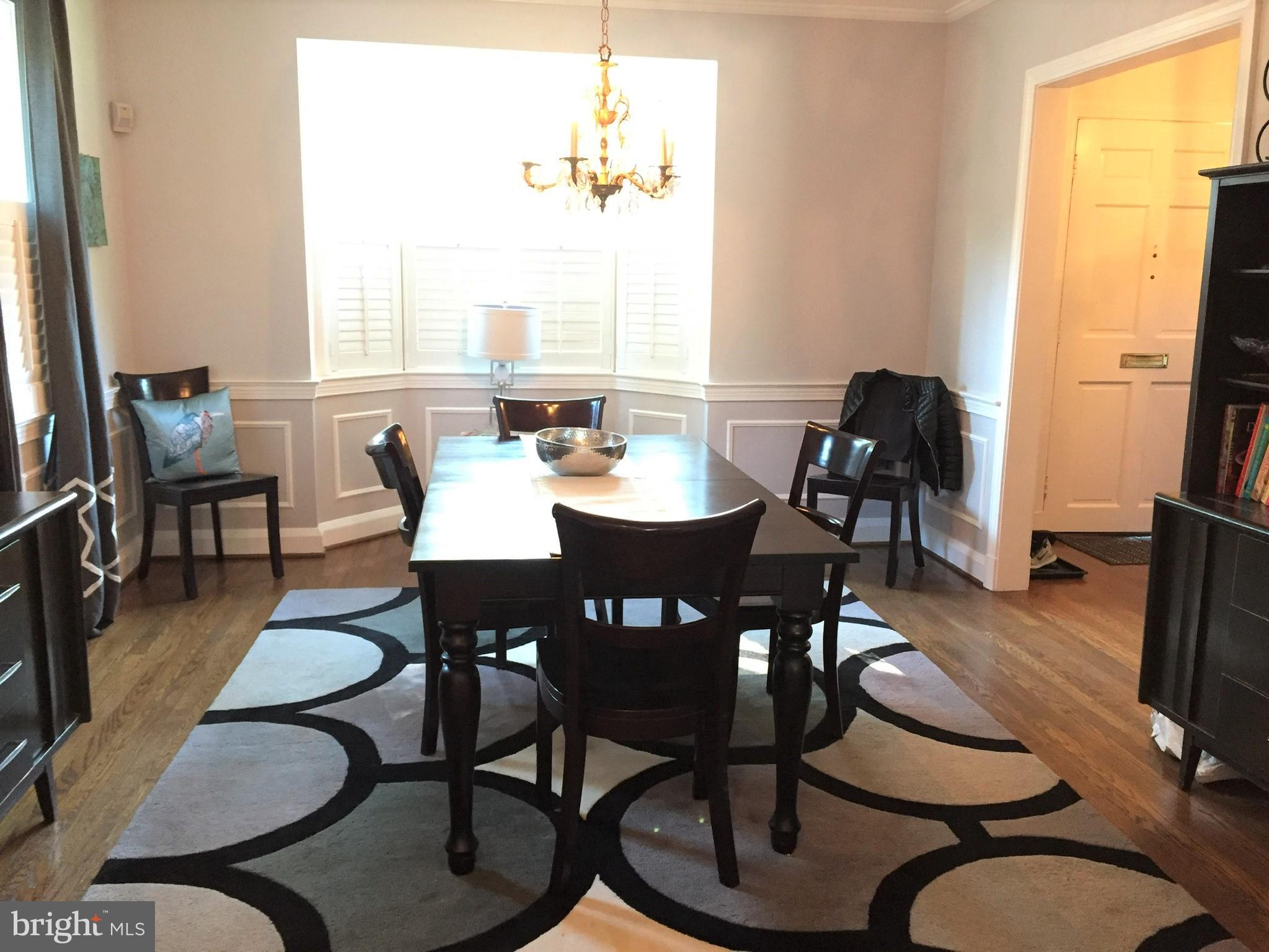 7114 Wardman Road Baltimore, MD 21212 - Photo 6 of 10 Huge dining room with bay window
