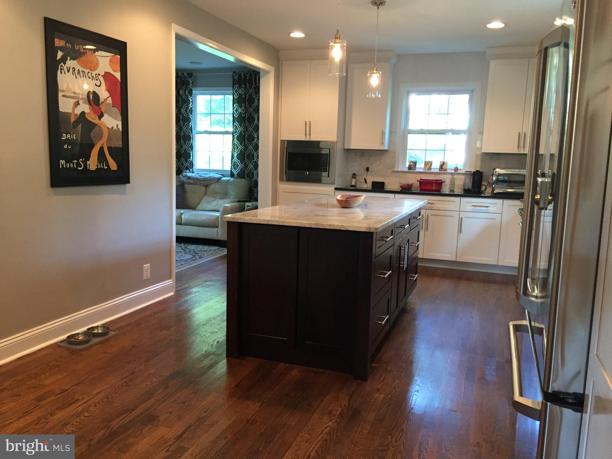 7114 Wardman Road Baltimore, MD 21212 - Photo 7 of 10 $80000 kitchen plus $$$$ in appliances