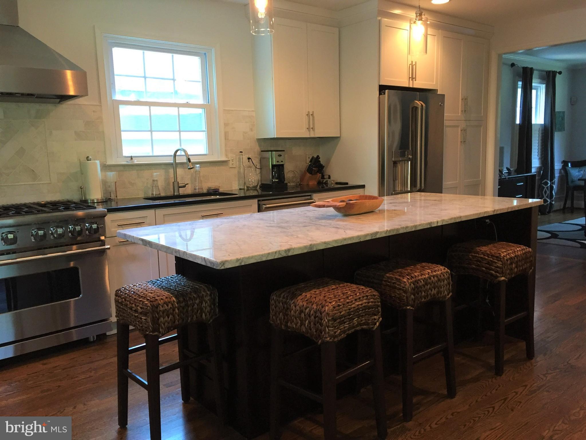 7114 Wardman Road Baltimore, MD 21212 - Photo 8 of 10 Marble topped island