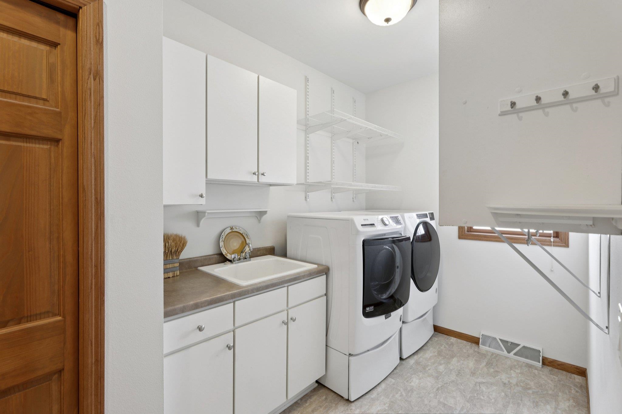 551 Fargo Trail Madison, WI 53562 - Photo 20 of 48