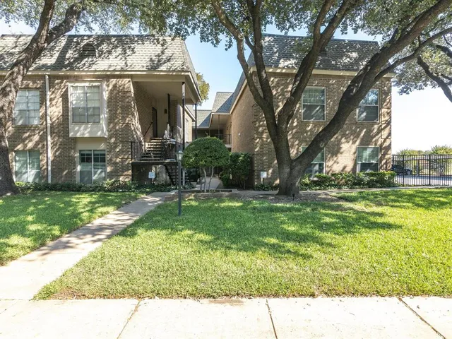 $175,000 | 4420 Harlanwood Drive, Unit 231, Fort Worth, TX 76109