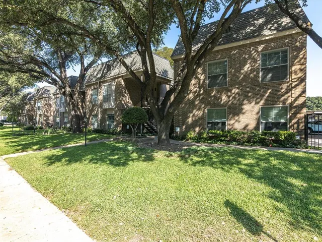 $175,000 | 4420 Harlanwood Drive, Unit 231, Fort Worth, TX 76109
