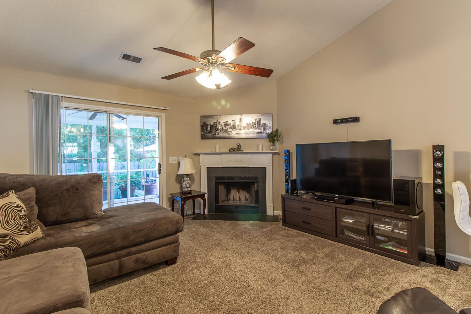 160 2 Pond Loop Ladson, SC 29456 - Photo 10 of 21 160 Two Pond Loop Living room 2