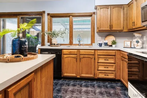 $259,900 | 1357 Hampton Road, Unit C, St. Charles, MO 63303