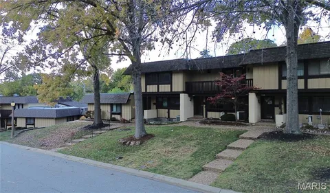 $259,900 | 1357 Hampton Road, Unit C, St. Charles, MO 63303