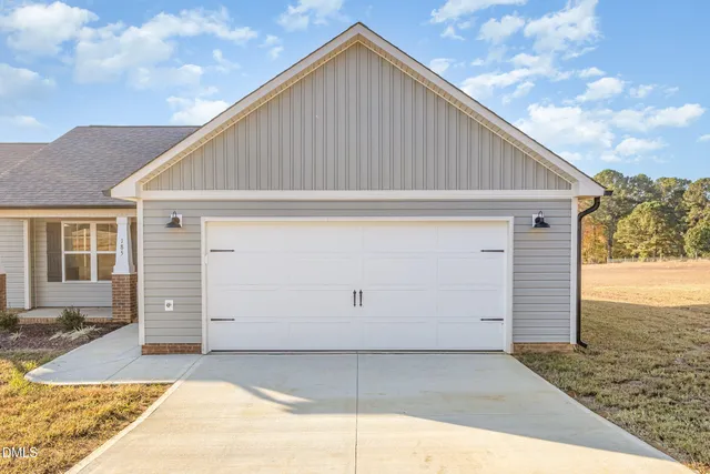 a house view with a outdoor space