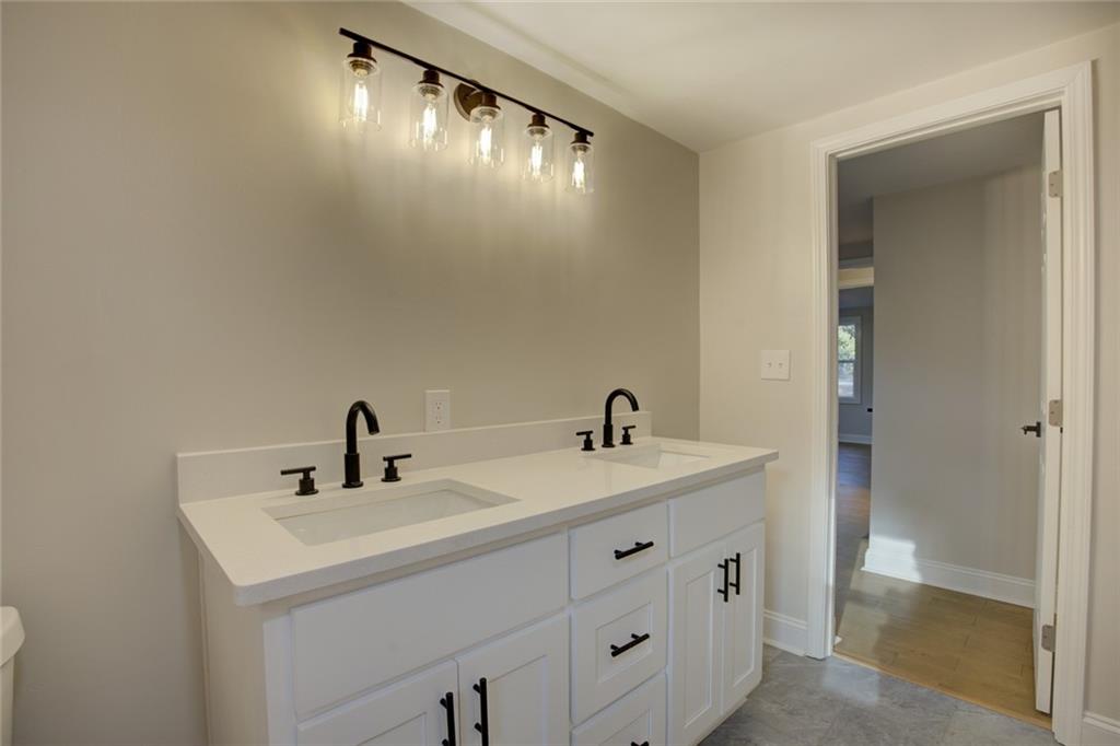 144 Flat Rock Road Oxford, GA 30054 - Photo 13 of 41