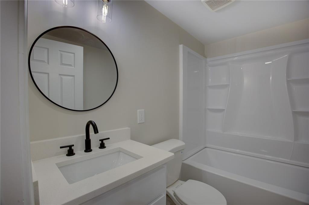 144 Flat Rock Road Oxford, GA 30054 - Photo 7 of 41