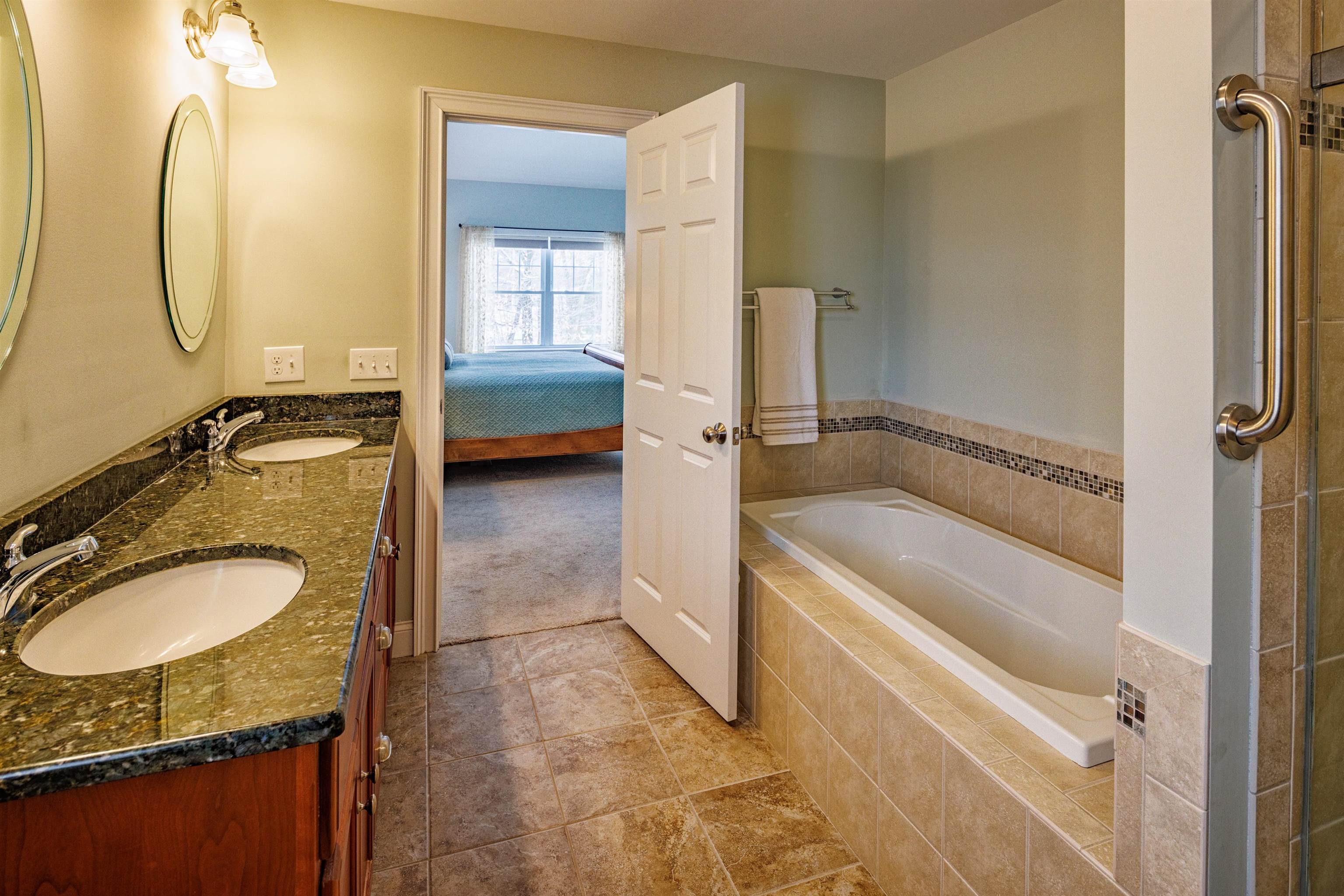 11 Madelyn Drive Dover, NH 03820 - Photo 22 of 33 Gallery Image 22