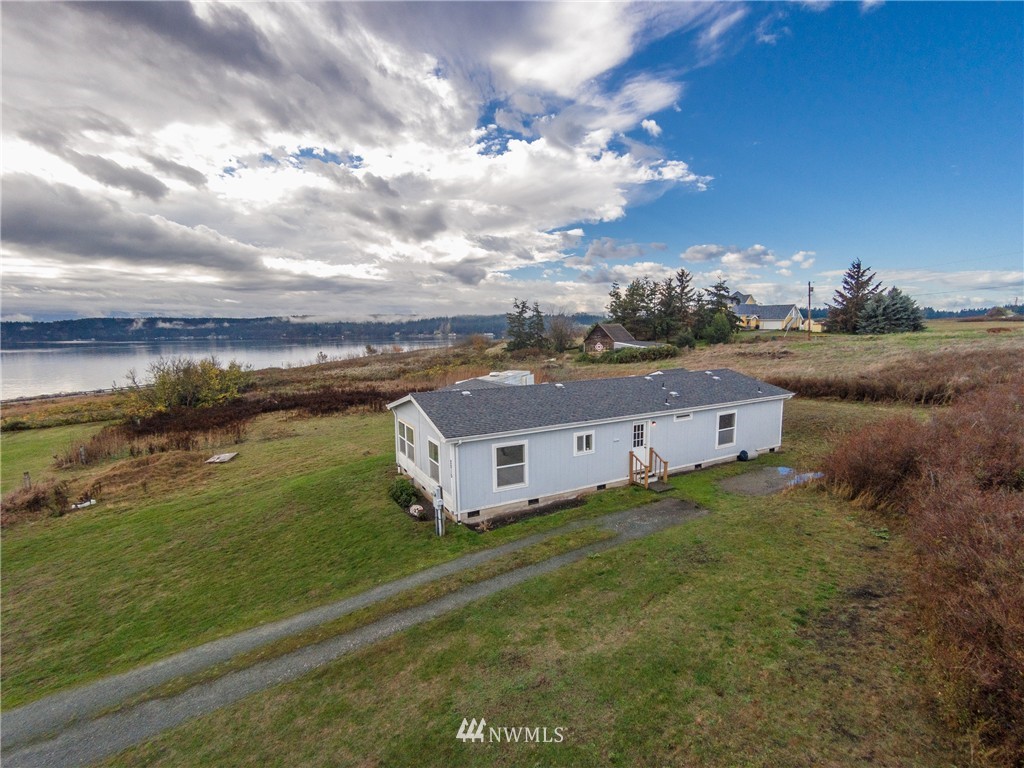 2015 Armstrong Road Coupeville, WA 98239 - Photo 13 of 21 Gallery Image 13