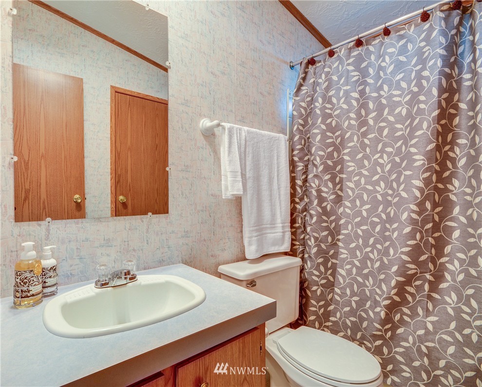 2015 Armstrong Road Coupeville, WA 98239 - Photo 14 of 21 Gallery Image 14