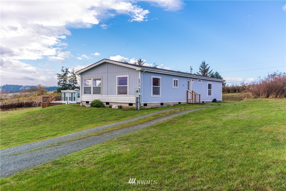 2015 Armstrong Road Coupeville, WA 98239 - Photo 17 of 21 Gallery Image 17