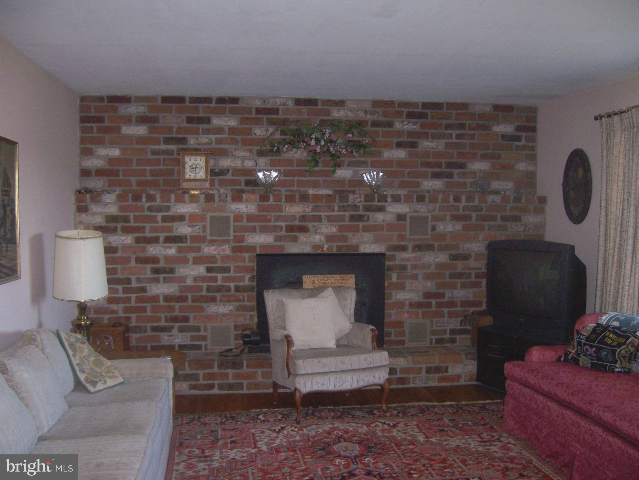 175 Bulk Plant Road Littlestown, PA 17340 - Photo 4 of 30 Living Room