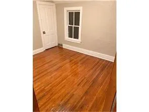 $250,000 | 587 Bay Street, St. Paul, MN 55102