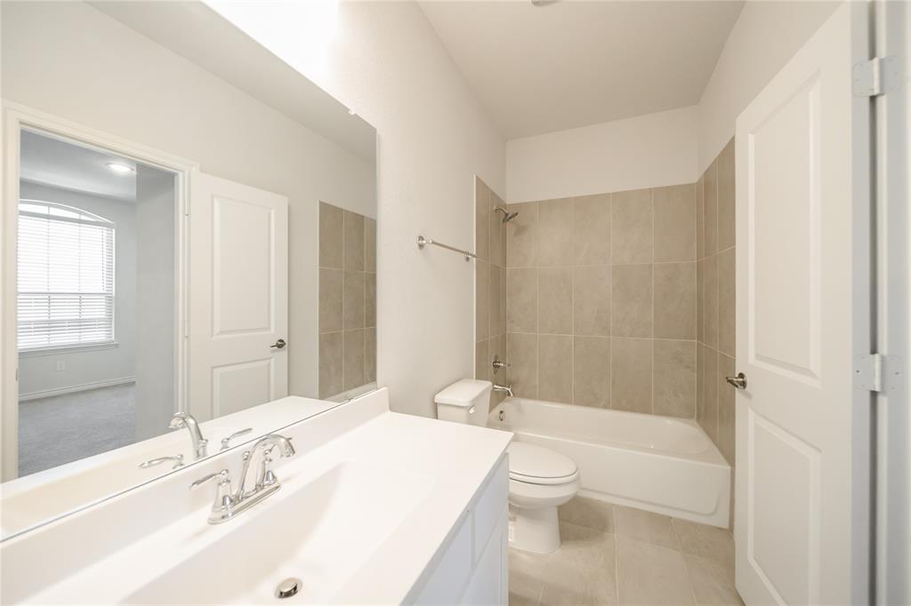 813 Bent Brook Road Little Elm, TX 75068 - Photo 15 of 26