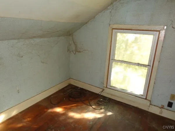 $79,900 | 9605 Morgan Road, Paris, NY 13322