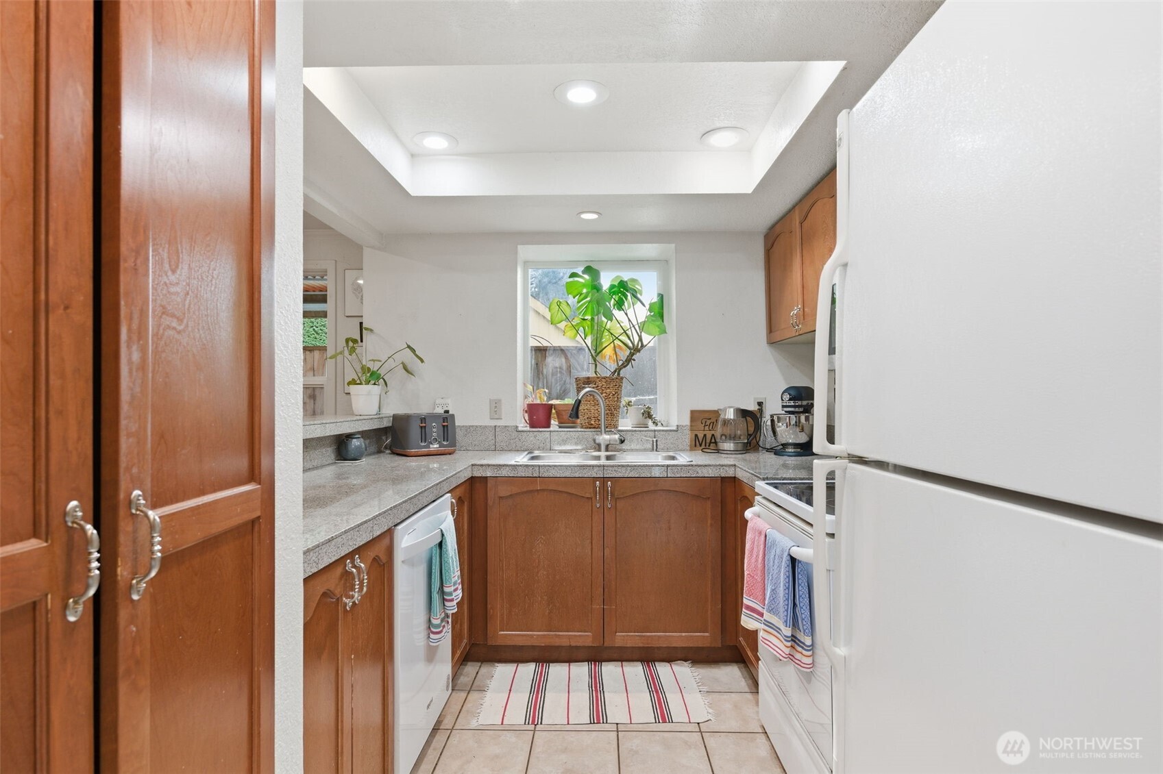 220 Israel Road Southwest, Unit F6 Tumwater, WA 98501 - Photo 8 of 38