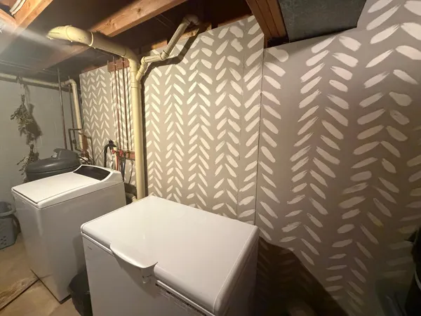 $199,000 | 301 1st Street East, Adrian, MN 56110