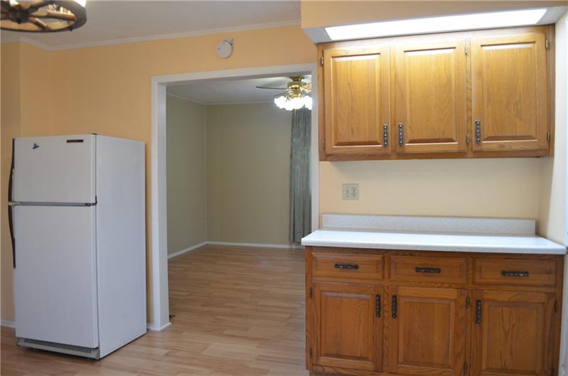 129 Raspberry Road Claysville, PA 15323 - Photo 4 of 14