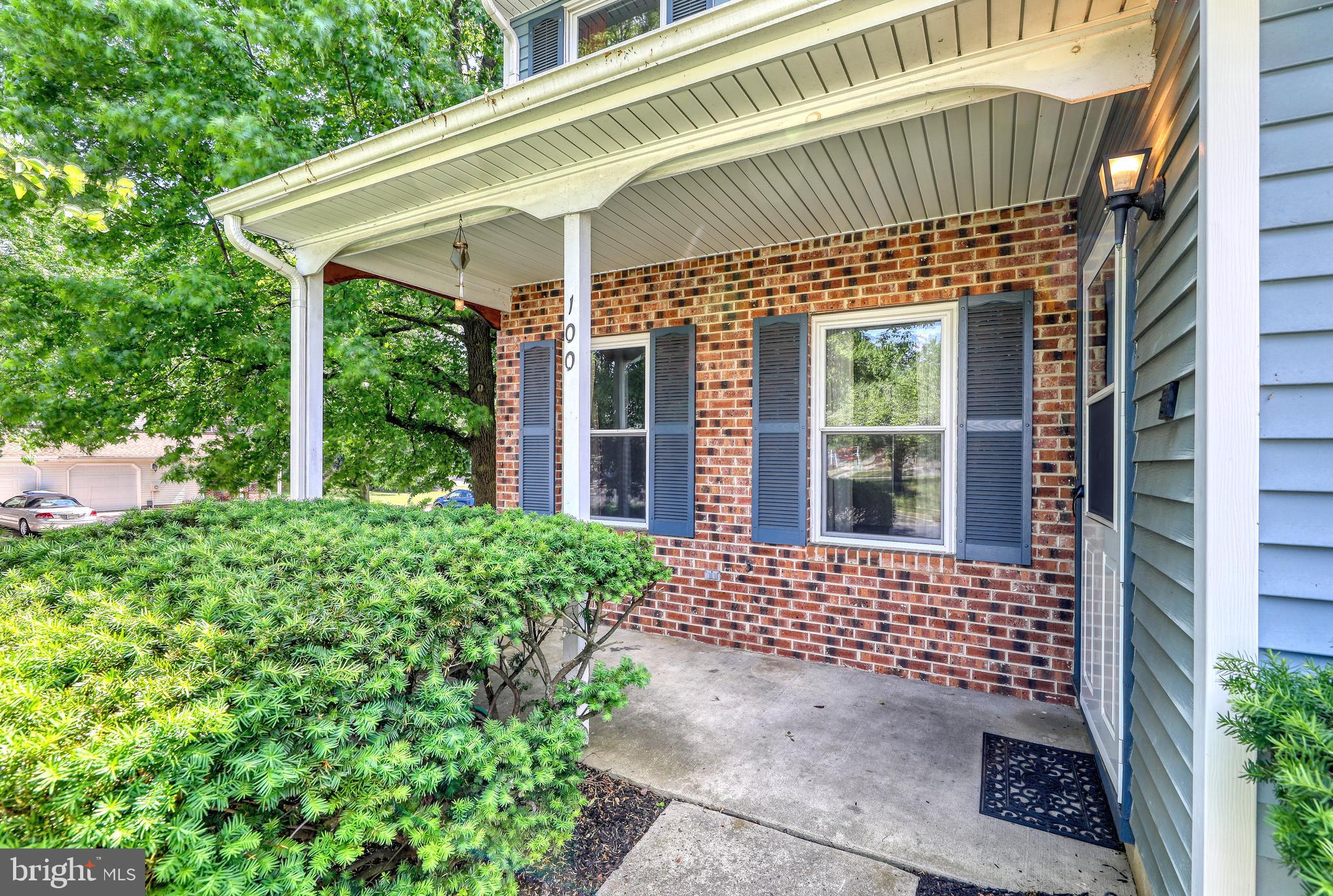 100 Stratton Lane Mount Laurel, NJ 08054 - Photo 3 of 25 Gallery Image 3