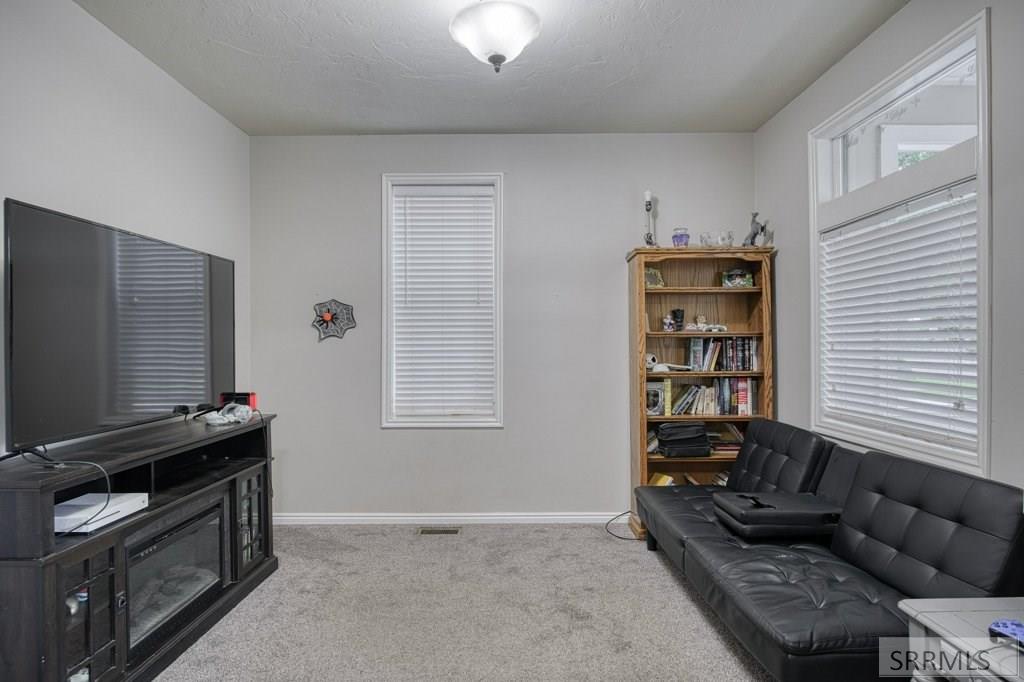 267 West Main Street Rigby, ID 83442 - Photo 8 of 78