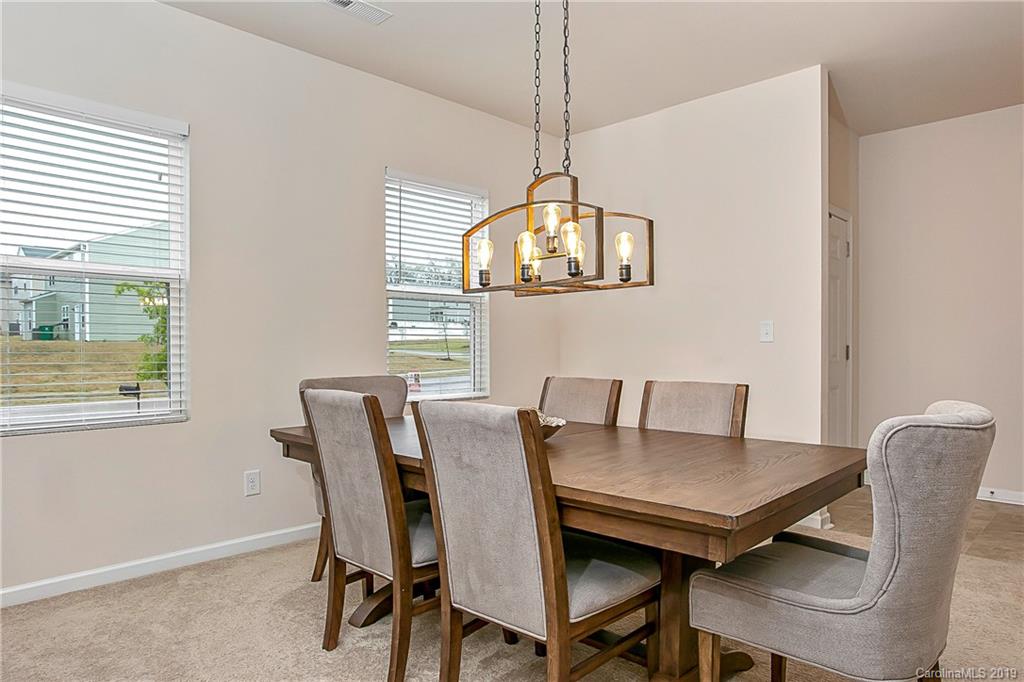 7425 Cedarfield Road Charlotte, NC 28227 - Photo 3 of 36 Gallery Image 3