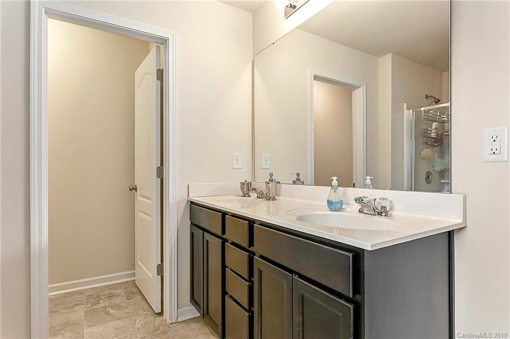 7425 Cedarfield Road Charlotte, NC 28227 - Photo 22 of 36 Gallery Image 22