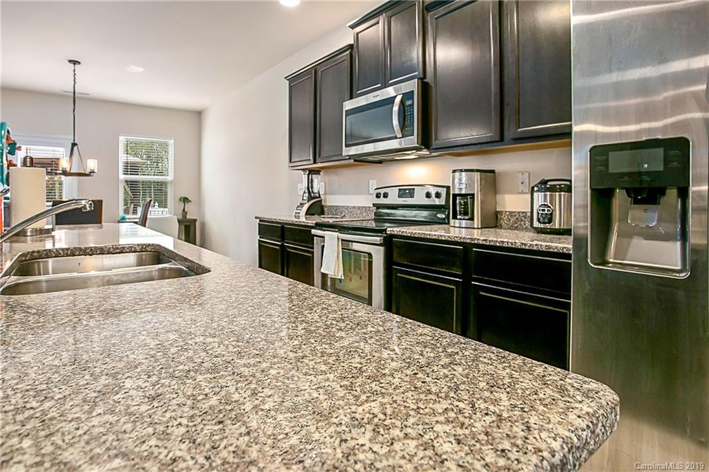 7425 Cedarfield Road Charlotte, NC 28227 - Photo 7 of 36 Gallery Image 7