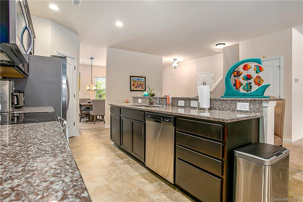 7425 Cedarfield Road Charlotte, NC 28227 - Photo 8 of 36 Gallery Image 8