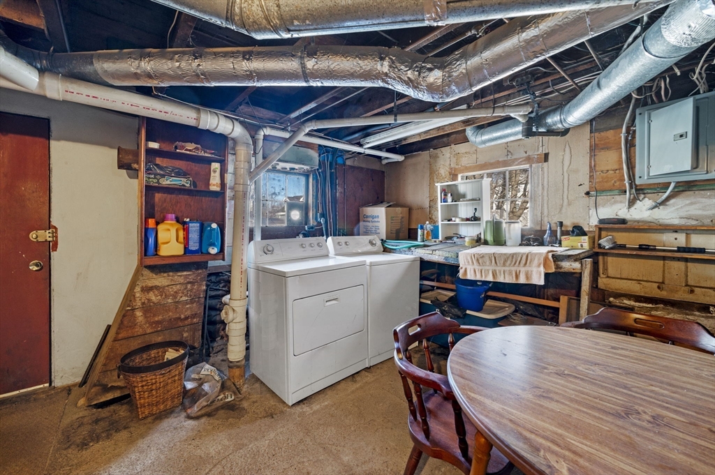 35 Rowland Street Marblehead, MA 01945 - Photo 26 of 37 Gallery Image 26
