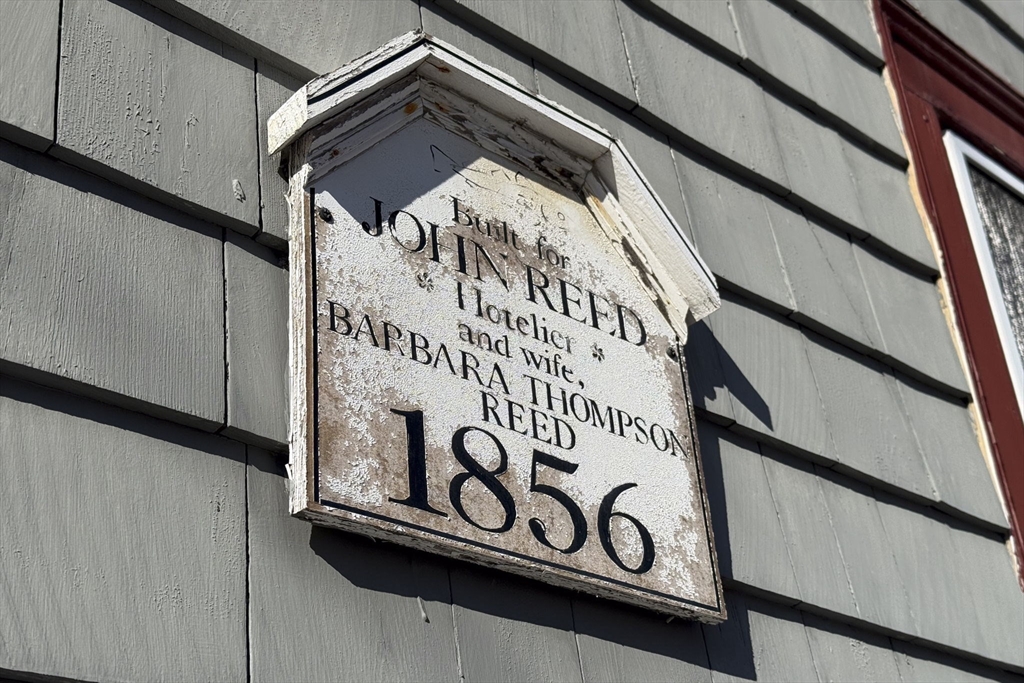 35 Rowland Street Marblehead, MA 01945 - Photo 5 of 37 Gallery Image 5