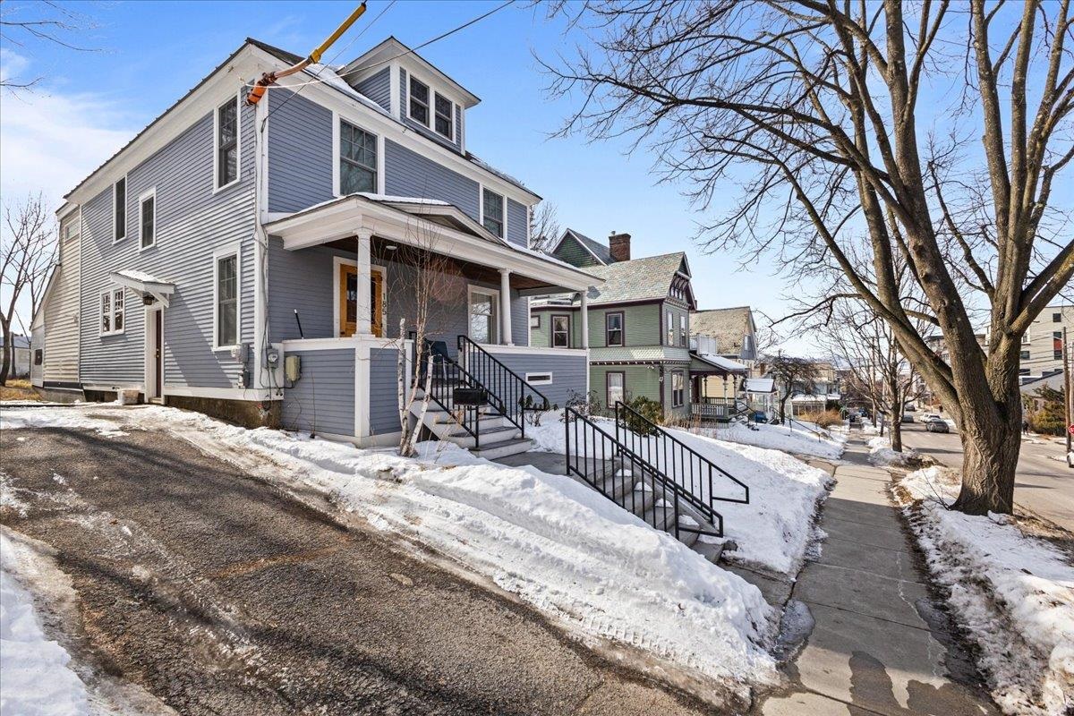 185 Maple Street Burlington, VT 05401 - Photo 3 of 40