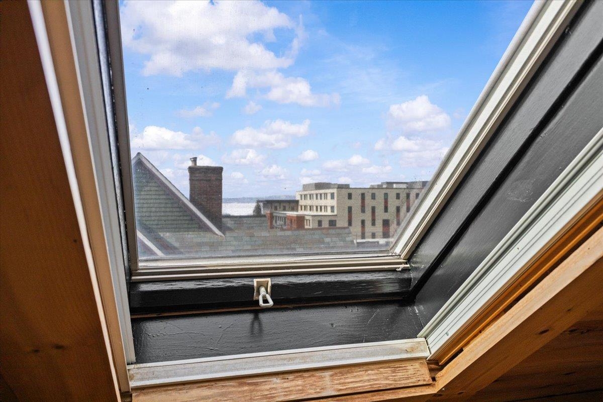 185 Maple Street Burlington, VT 05401 - Photo 36 of 40