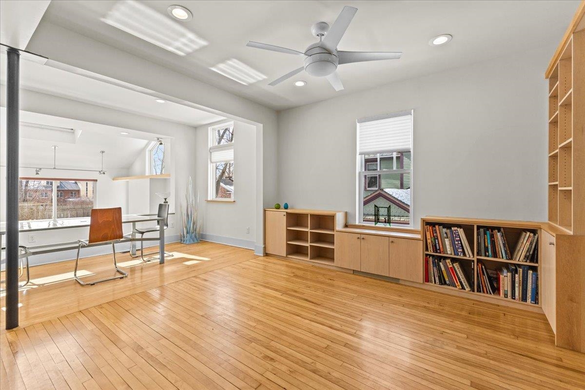 185 Maple Street Burlington, VT 05401 - Photo 10 of 40