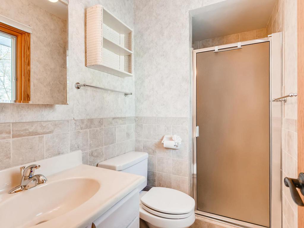 26435 Edgewood Road Excelsior, MN 55331 - Photo 13 of 27 Gallery Image 13