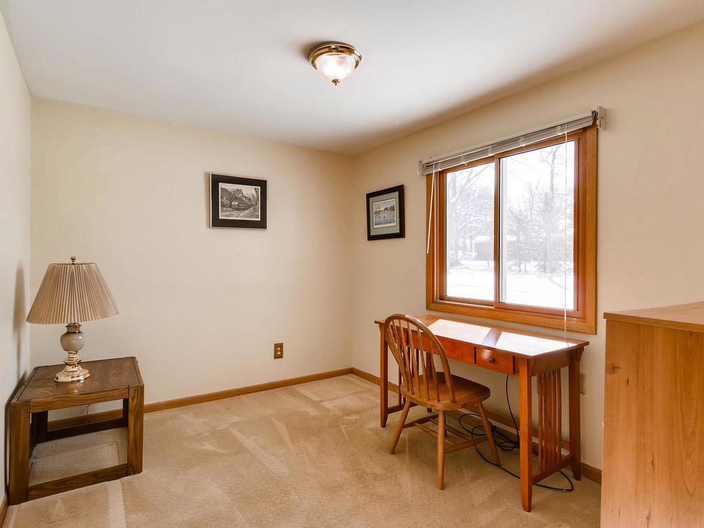 26435 Edgewood Road Excelsior, MN 55331 - Photo 17 of 27 Gallery Image 17